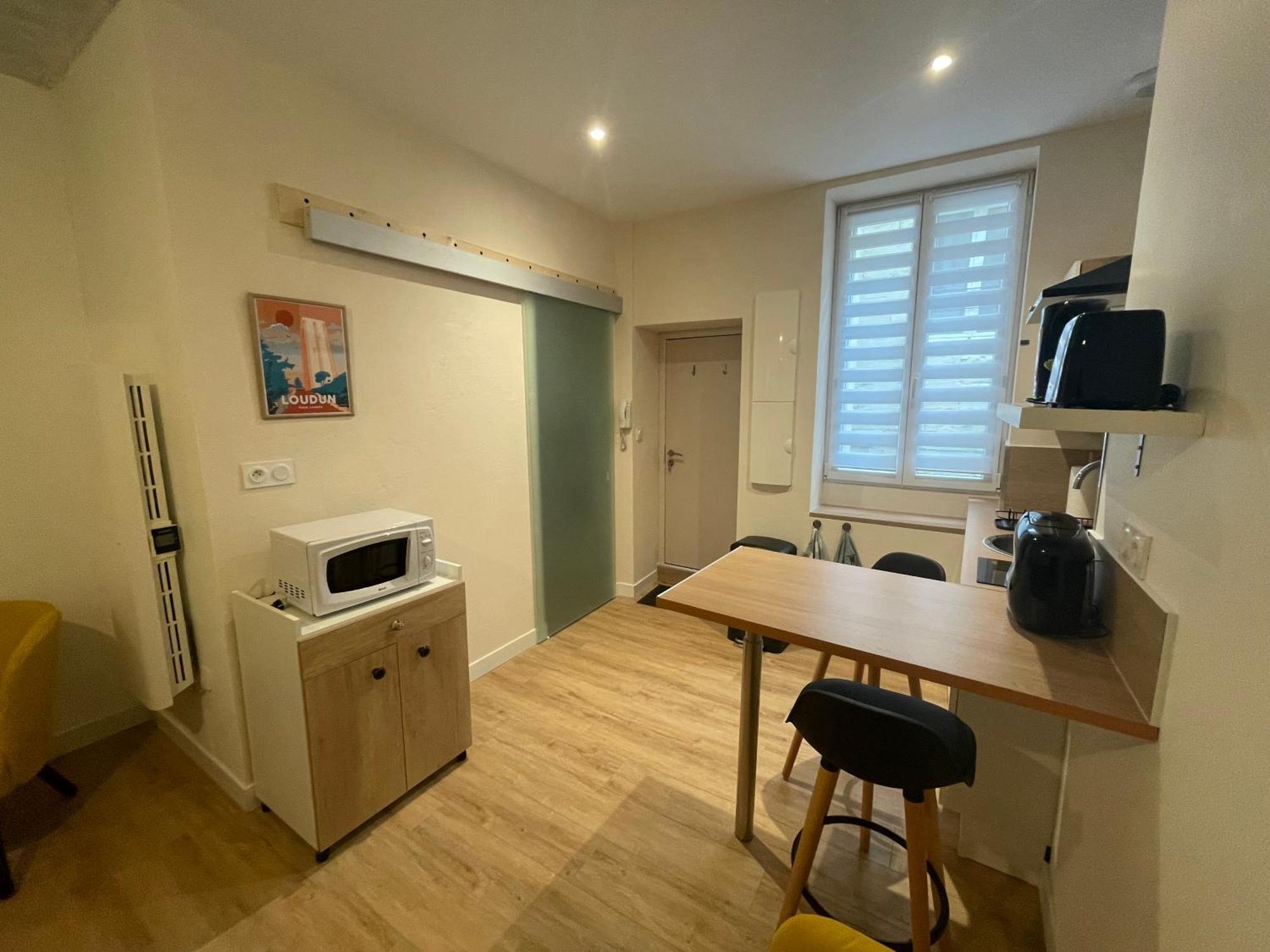 Le Logis De Lyla Apartment Loudun Luaran gambar